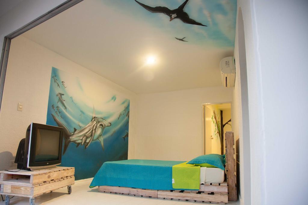 Turisticos In Di Town San Andres (San Andres and Providencia Islands)